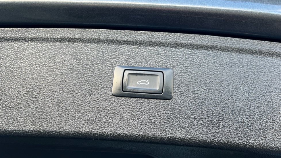 Used Audi Q5 2023 for sale - 76738046: Photo 62