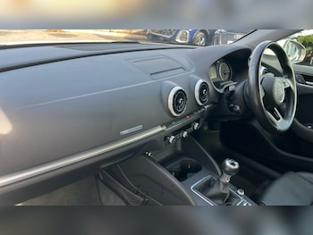 Used Audi A3 2019 for sale - 76523501: Photo