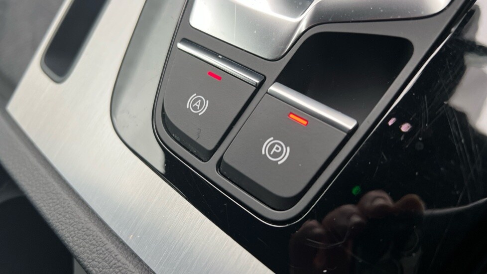 Used Audi Q5 2024 for sale - 76332206: Photo 75