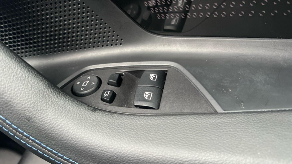 Used BMW 2 Series 2024 for sale - 76428204: Photo 30