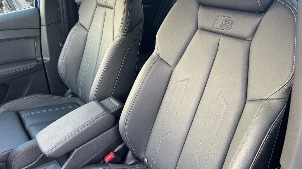 Used Audi Q4 e-tron 2025 for sale - 76428228: Photo 17