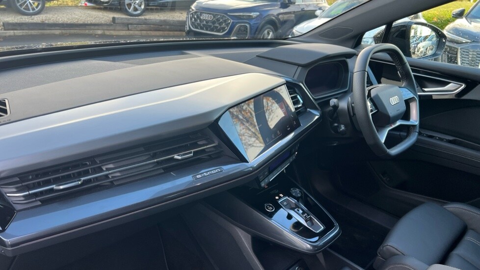 Used Audi Q4 e-tron 2025 for sale - 76428228: Photo 2