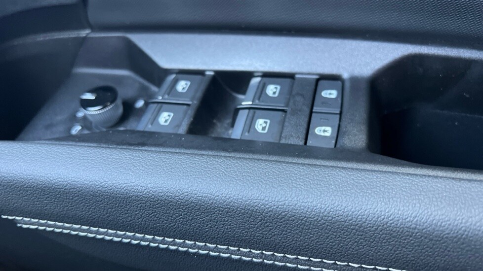 Used Audi Q4 e-tron 2025 for sale - 76428228: Photo 28