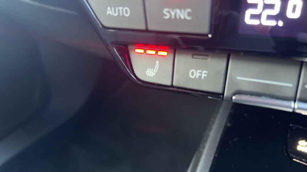 Used Audi Q4 e-tron 2025 for sale - 76428228: Photo 47