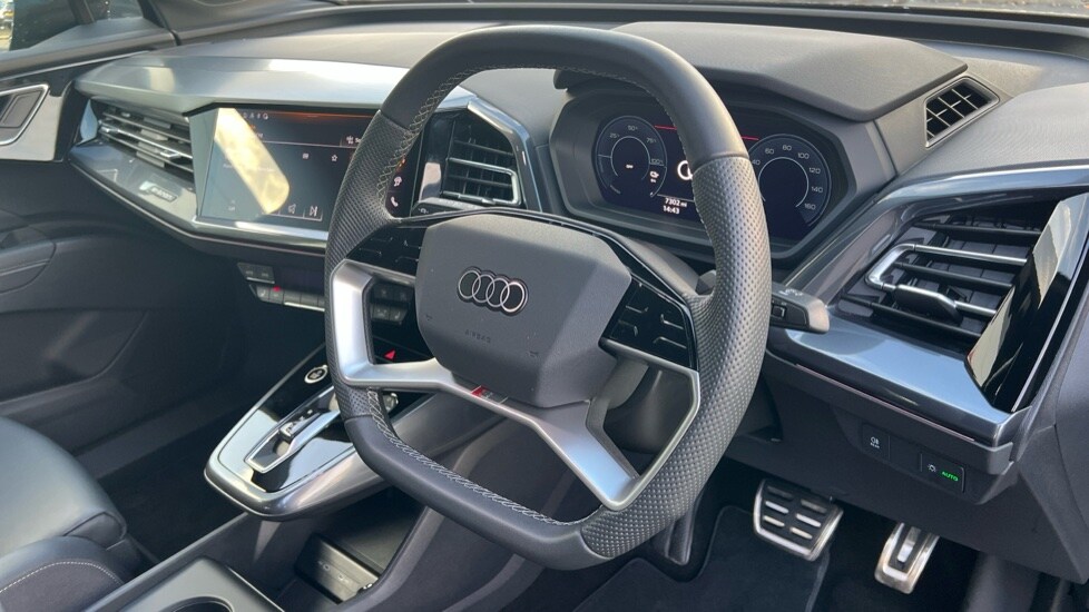 Used Audi Q4 e-tron 2025 for sale - 76428228: Photo 6