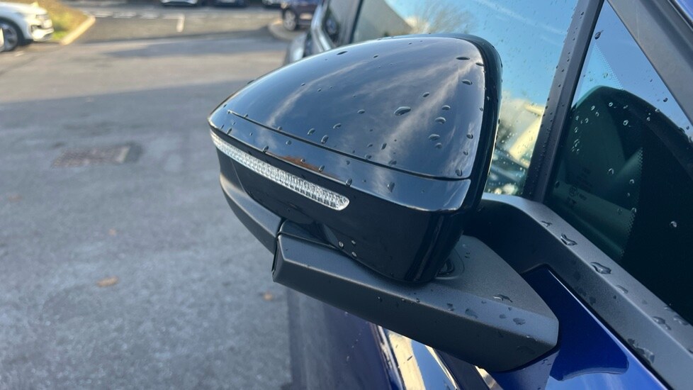 Used Audi Q4 e-tron 2025 for sale - 76428228: Photo 64