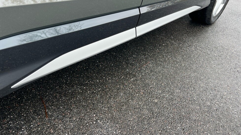 Used Audi Q3 2025 for sale - 76563631: Photo 48