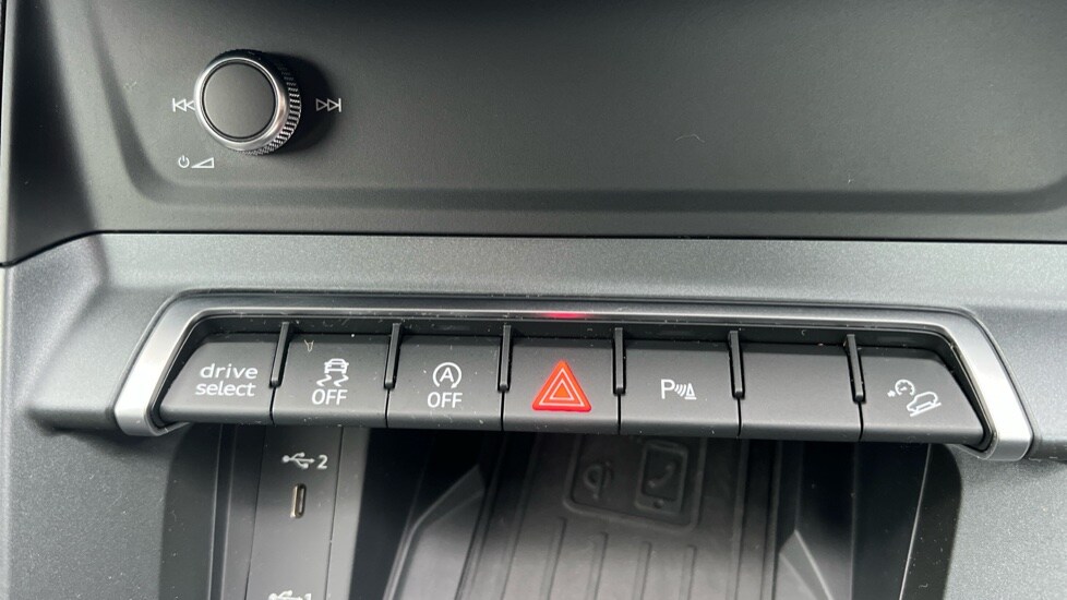 Used Audi Q3 2025 for sale - 76563631: Photo 62