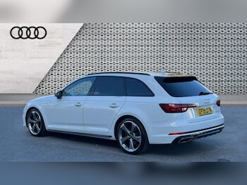 Used Audi A4 2019 for sale - 76208844: Photo