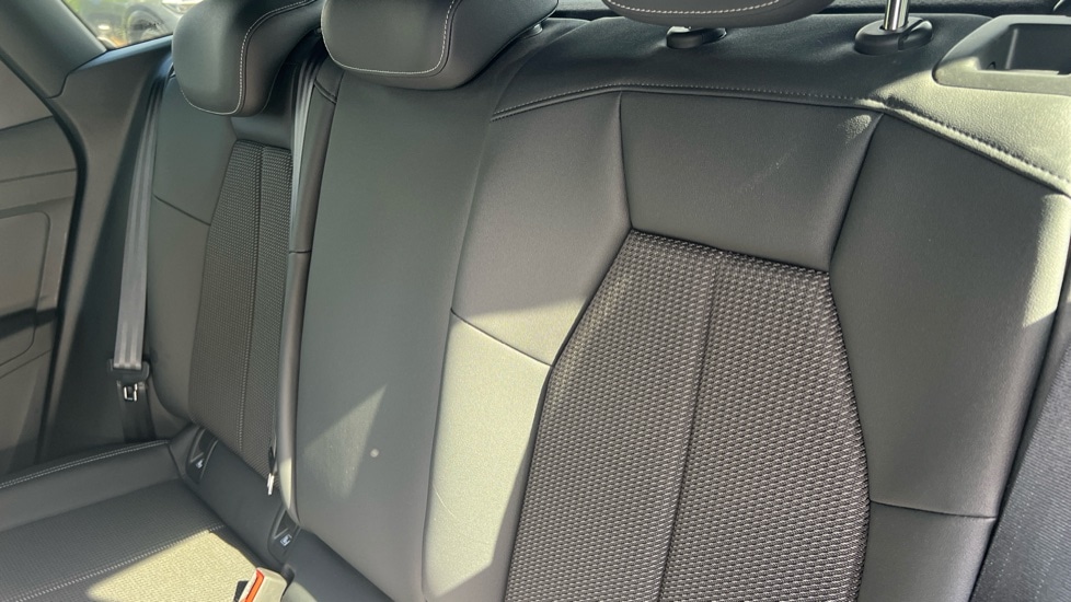 Used Audi Q4 e-tron 2022 for sale - 76523643: Photo 15