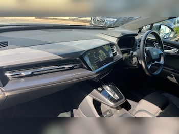 Used Audi Q4 e-tron 2022 for sale - 76523643: Photo