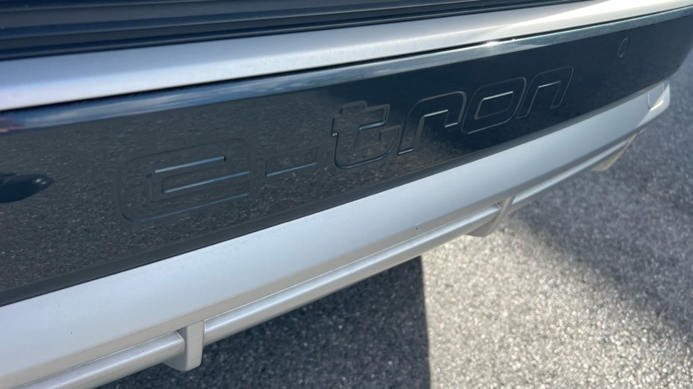 Used Audi Q4 e-tron 2022 for sale - 76523643: Photo 47