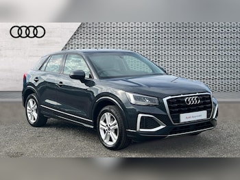 Audi - Q2