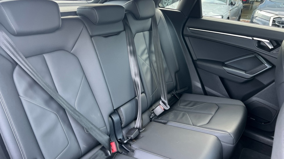 Used Audi Q3 2025 for sale - 76563617: Photo 15