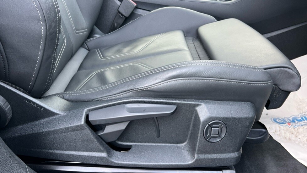 Used Audi Q3 2025 for sale - 76563617: Photo 29