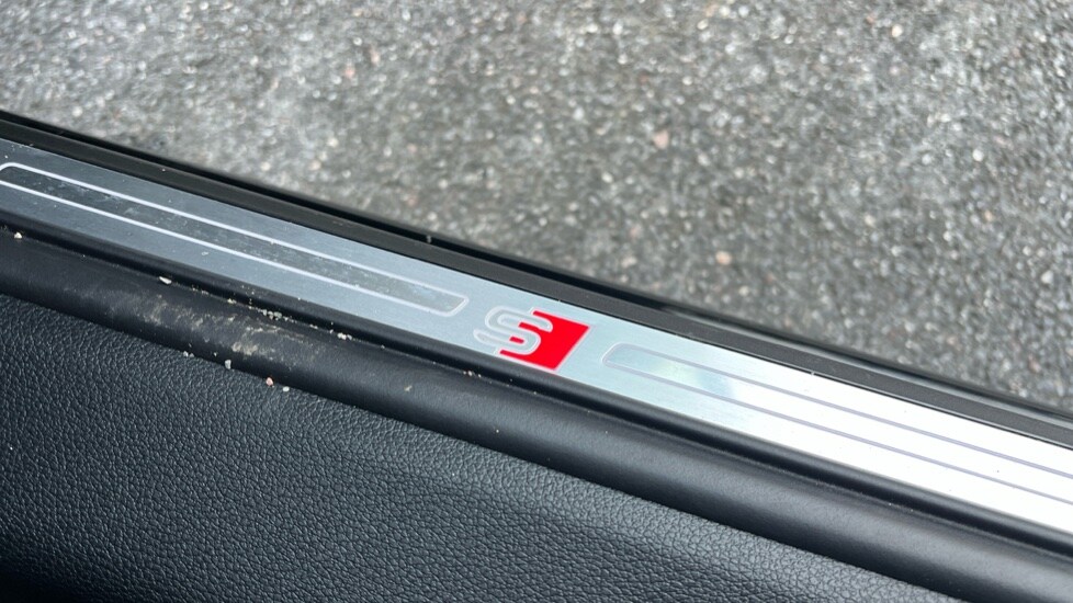 Used Audi Q3 2025 for sale - 76563617: Photo 36