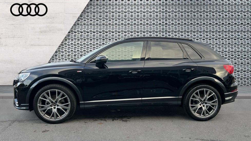 Used Audi Q3 2025 for sale - 76563617: Photo 9
