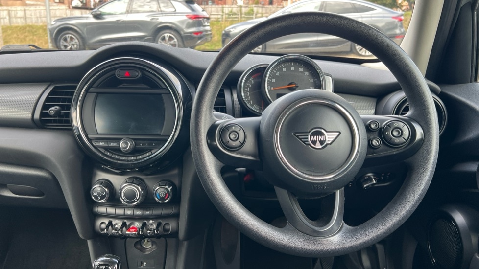 Used MINI Hatch 2021 for sale - 76140307: Photo 11