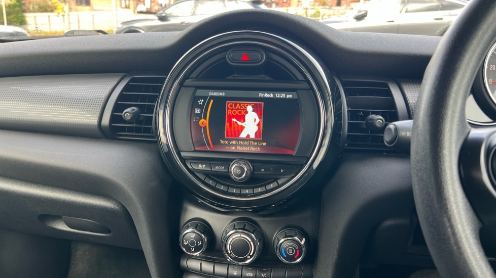Used MINI Hatch 2021 for sale - 76140307: Photo 12