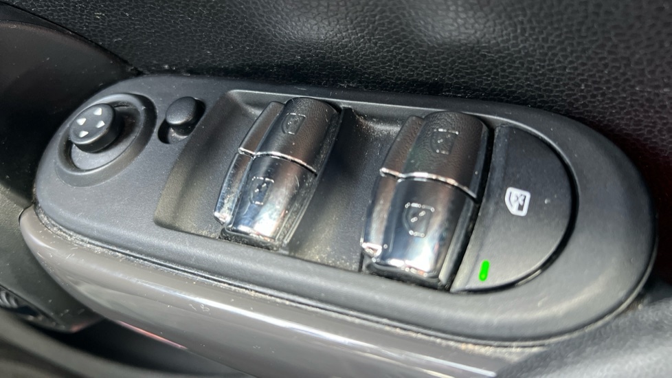 Used MINI Hatch 2021 for sale - 76140307: Photo 27