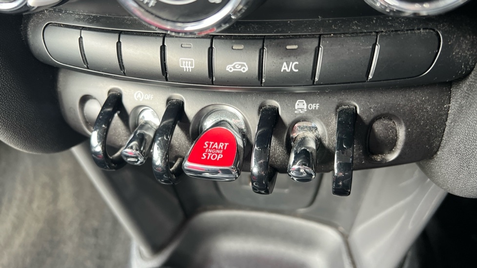 Used MINI Hatch 2021 for sale - 76140307: Photo 34