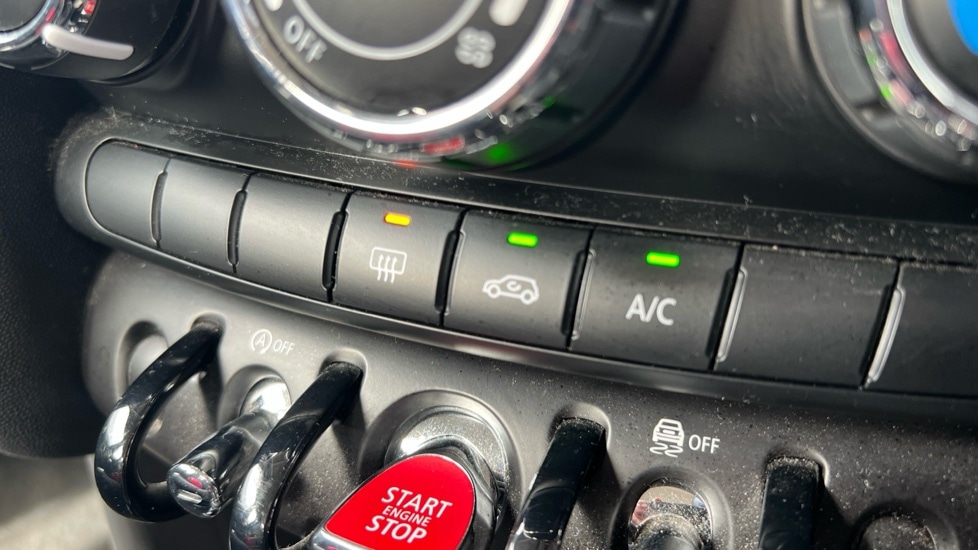 Used MINI Hatch 2021 for sale - 76140307: Photo 40