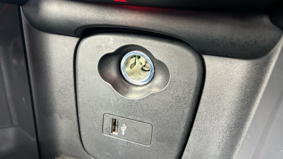 Used MINI Hatch 2021 for sale - 76140307: Photo 41
