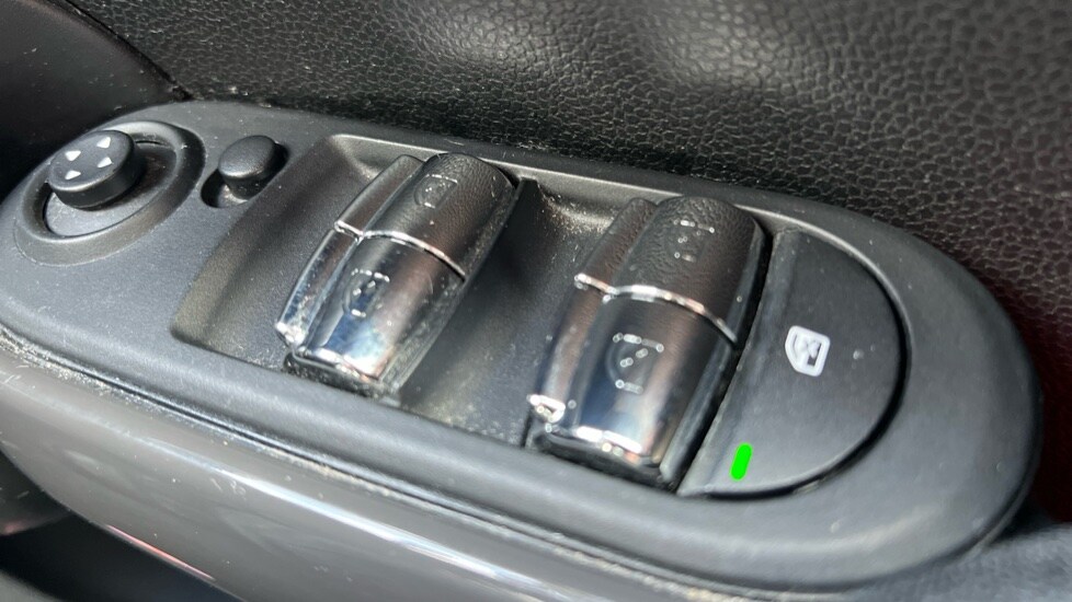 Used MINI Hatch 2021 for sale - 76140307: Photo 46
