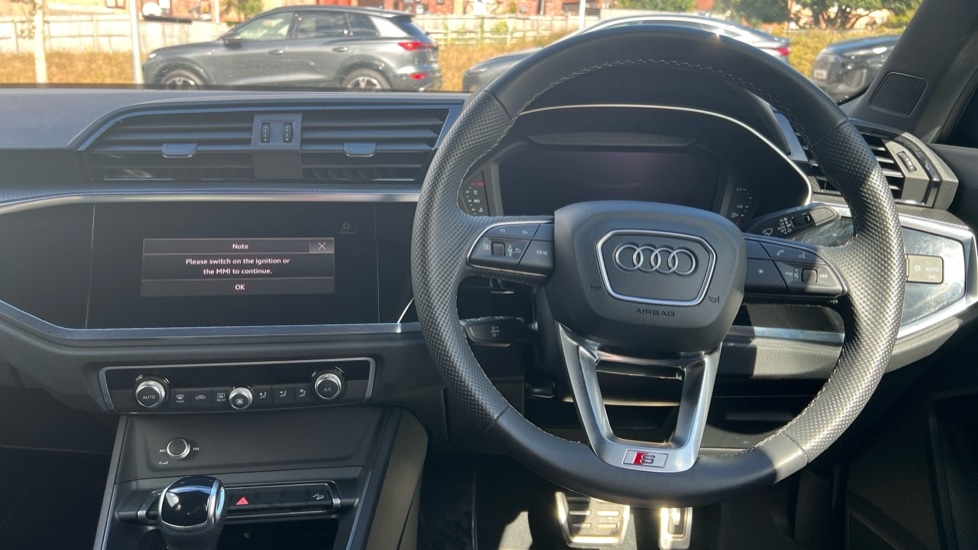 Used Audi Q3 2024 for sale - 76442058: Photo 12