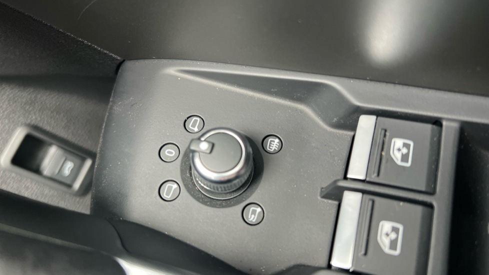 Used Audi Q3 2024 for sale - 76442058: Photo 35