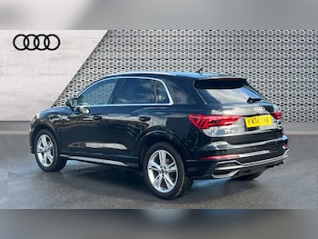 Used Audi Q3 2024 for sale - 76442058: Photo