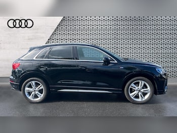 Used Audi Q3 2024 for sale - 76442058: Photo