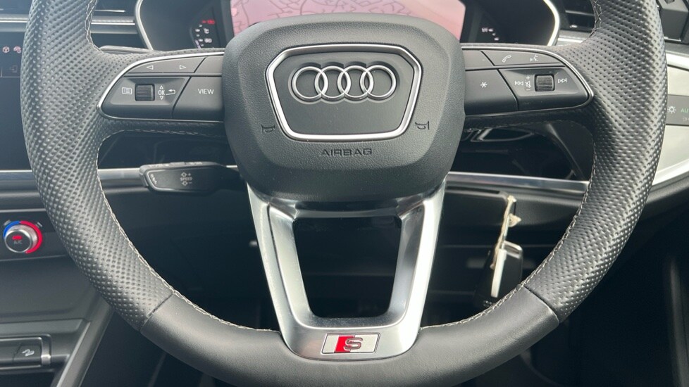Used Audi Q3 2024 for sale - 76442058: Photo 64