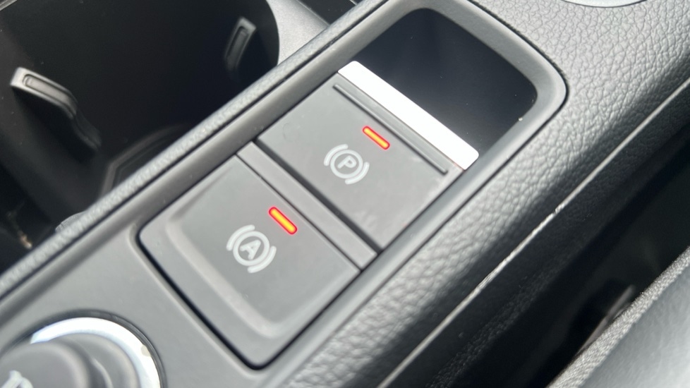 Used Audi Q3 2024 for sale - 76442058: Photo 69