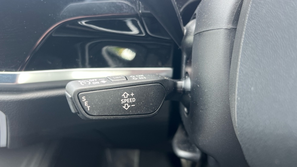 Used Audi Q3 2024 for sale - 76442058: Photo 72