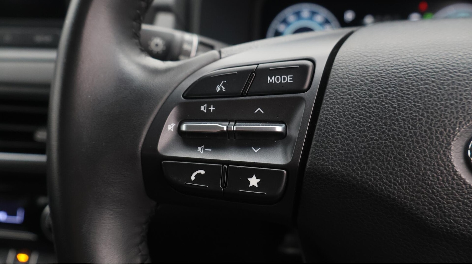 Used Hyundai KONA 2022 for sale - 76360602: Photo 25
