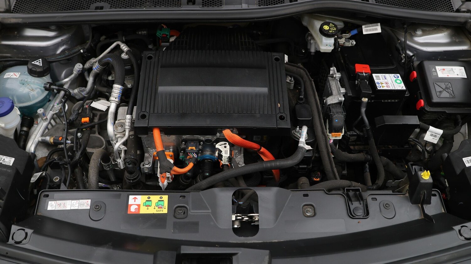 Used Peugeot E-2008 for sale - 78107917: Photo 19