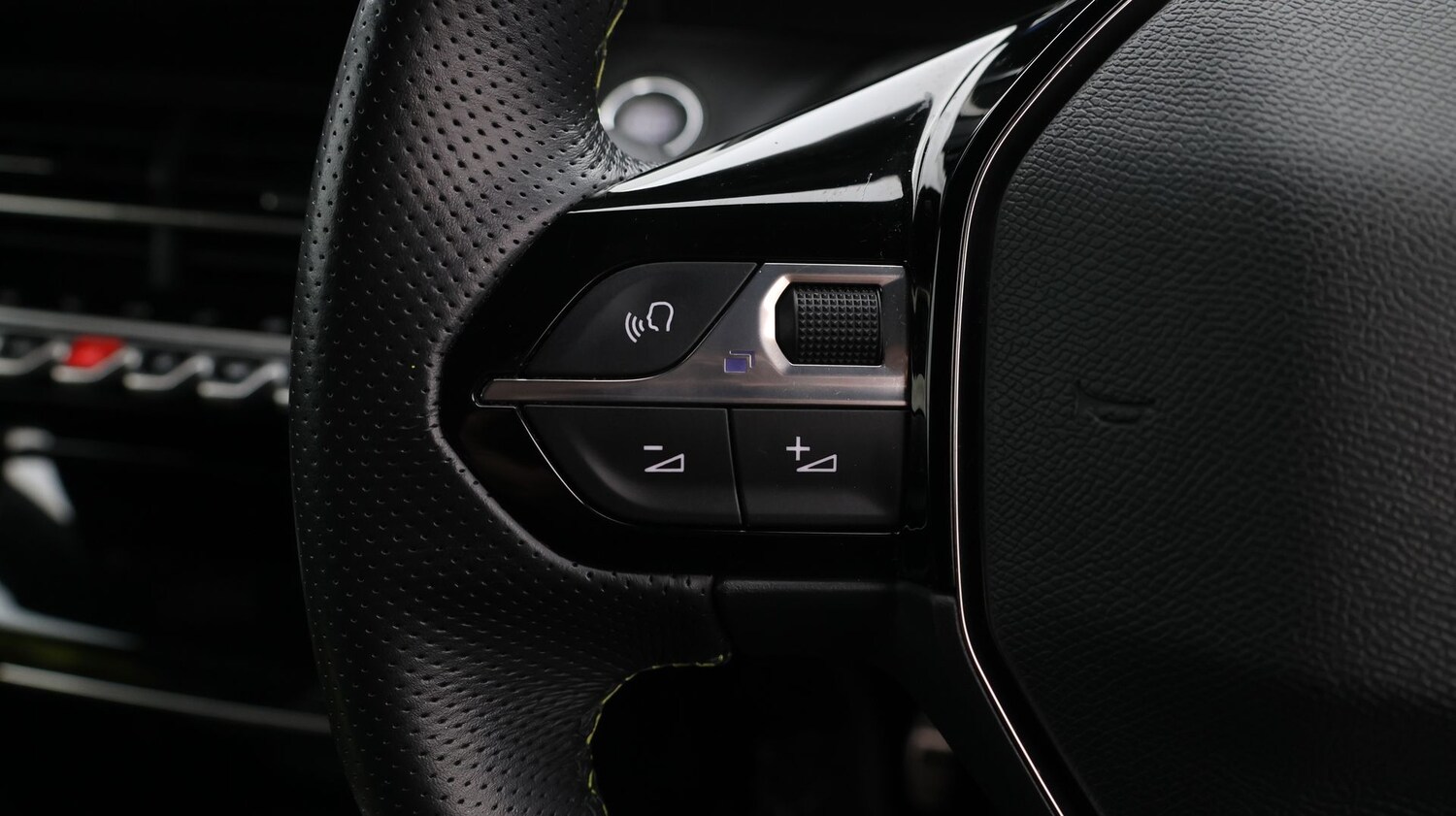 Used Peugeot E-2008 for sale - 78107917: Photo 20