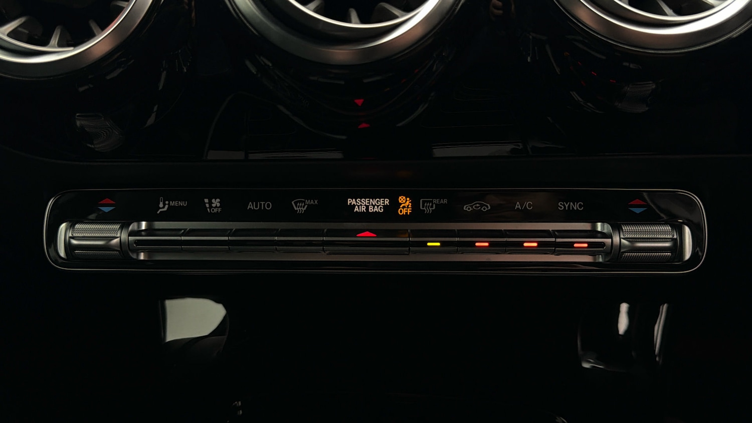 Used Mercedes-Benz A-Class 2022 for sale - 78065382: Photo 11