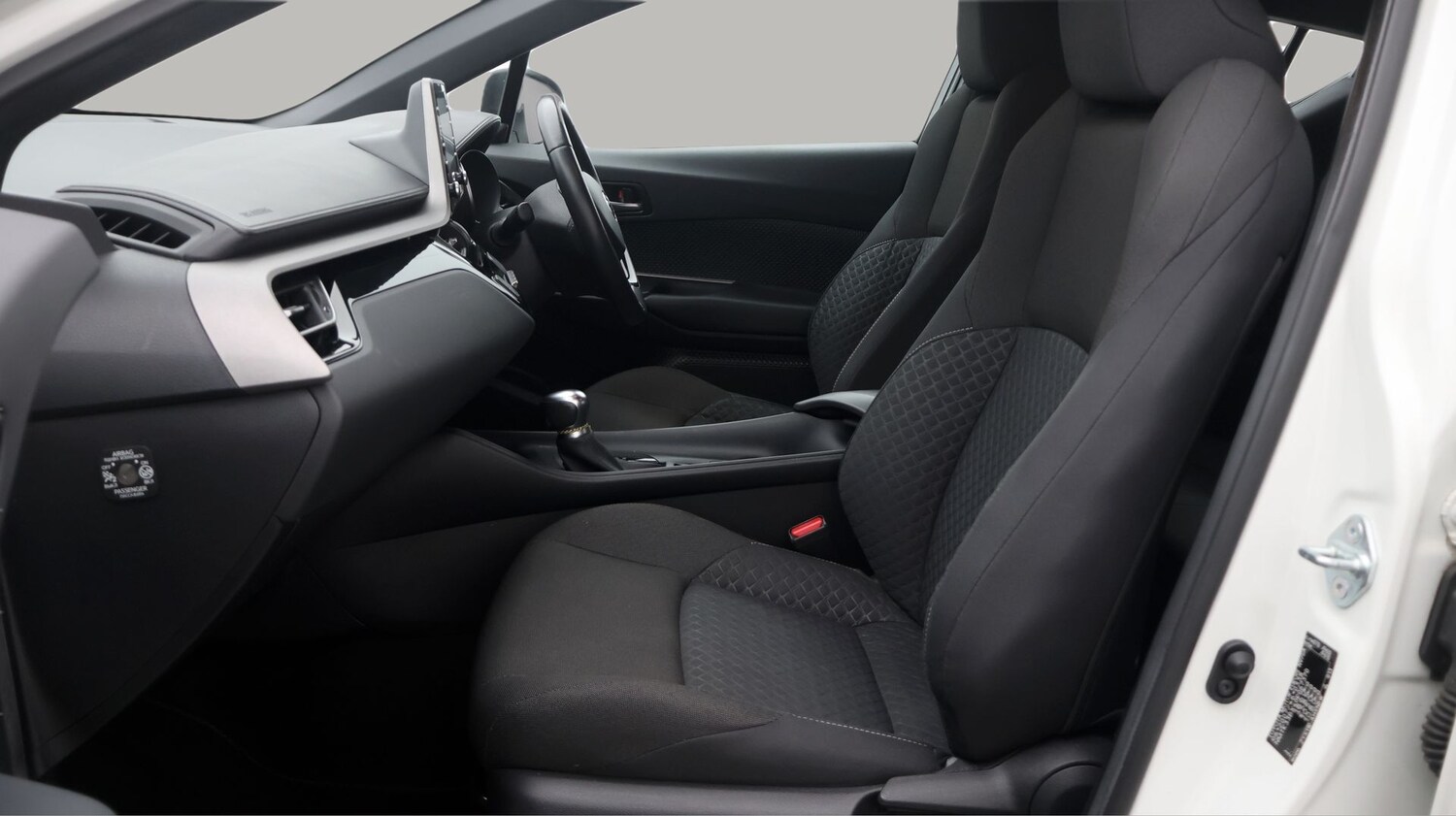 Used Toyota C-HR for sale - 77182149: Photo 14