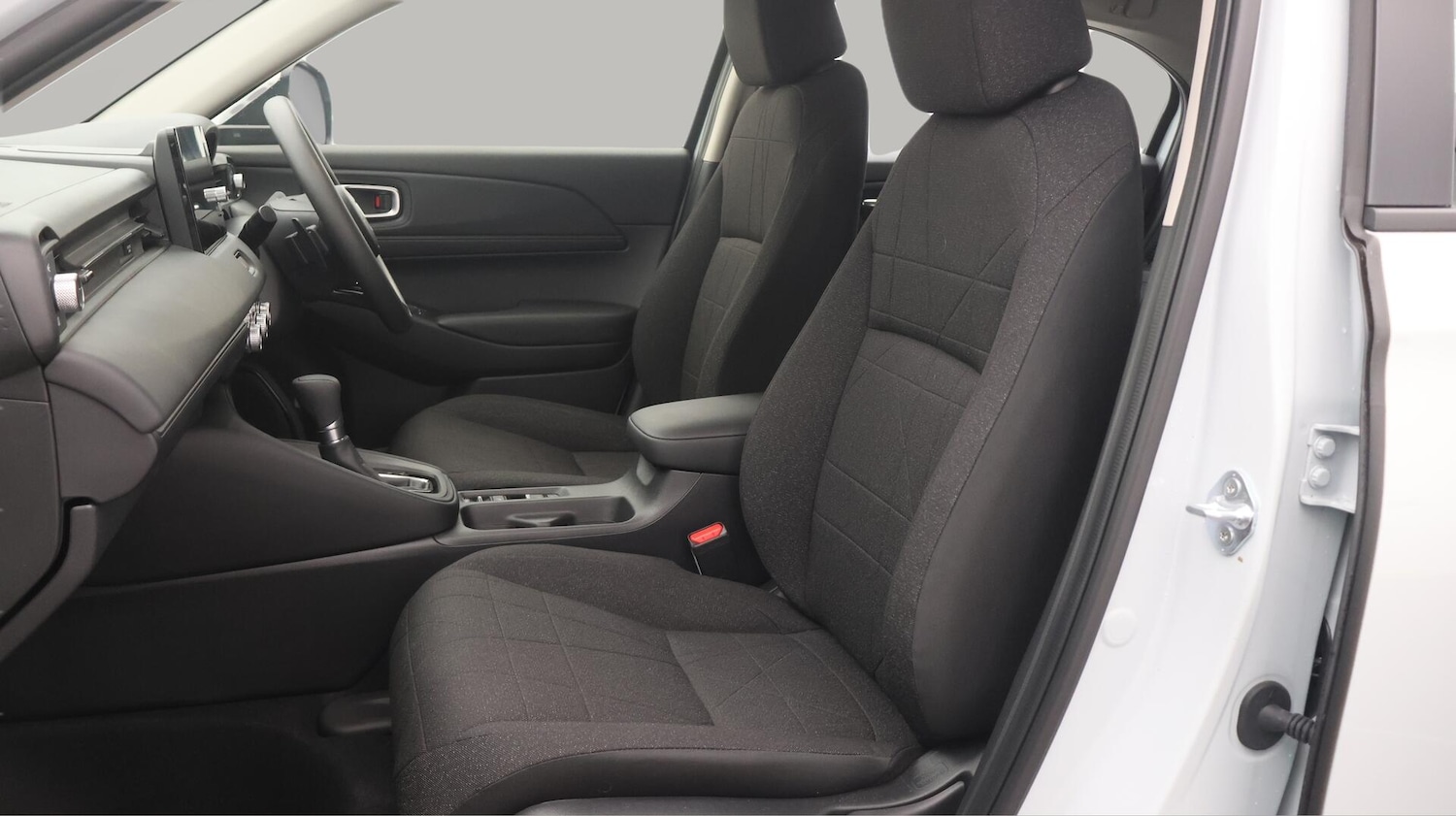 Used Honda HR-V 2024 for sale - 76688498: Photo 15