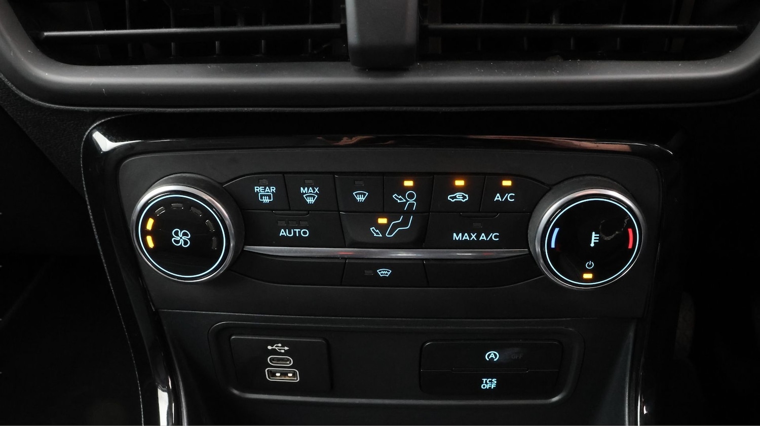 Used Ford Ecosport 2023 for sale - 77641868: Photo 12