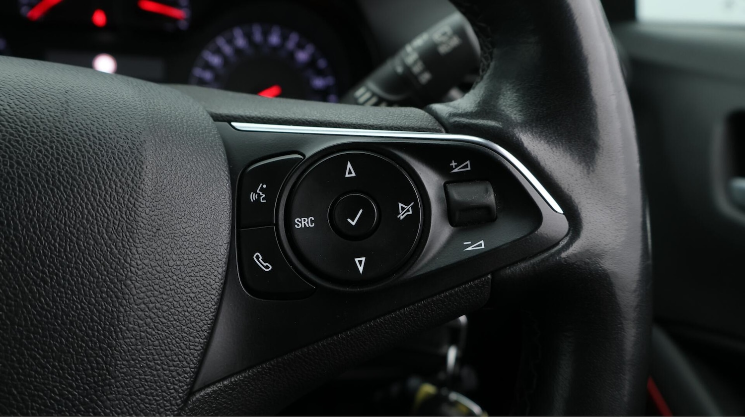 Used Vauxhall Crossland 2021 for sale - 76607530: Photo 25