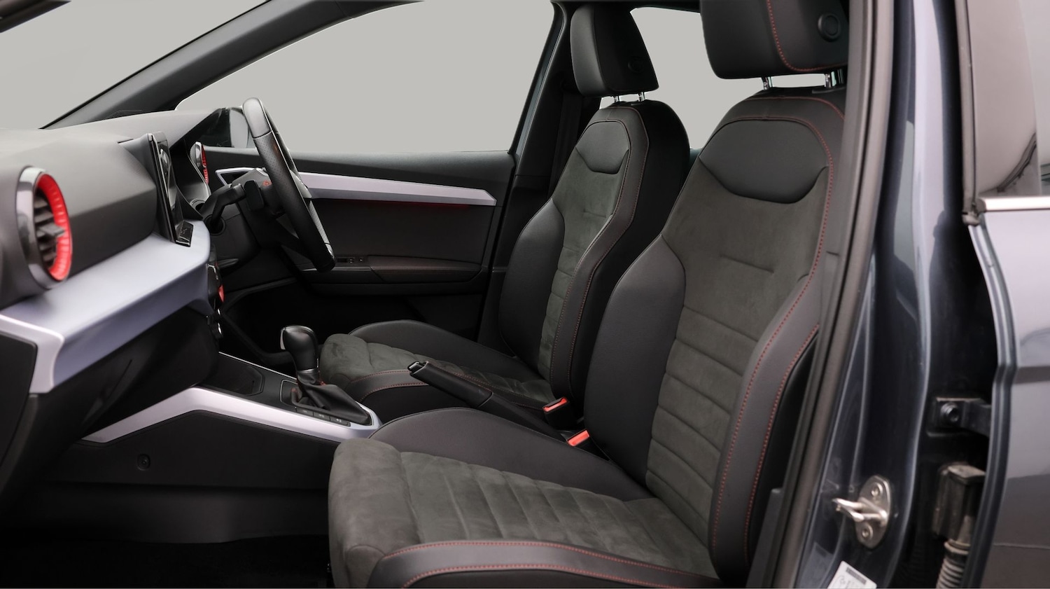 Used SEAT Arona 2023 for sale - 77324339: Photo 14