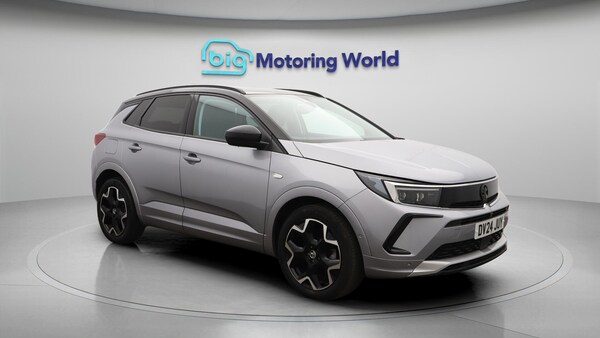 Used Vauxhall Grandland 2024 for sale - 75669343: Photo 2