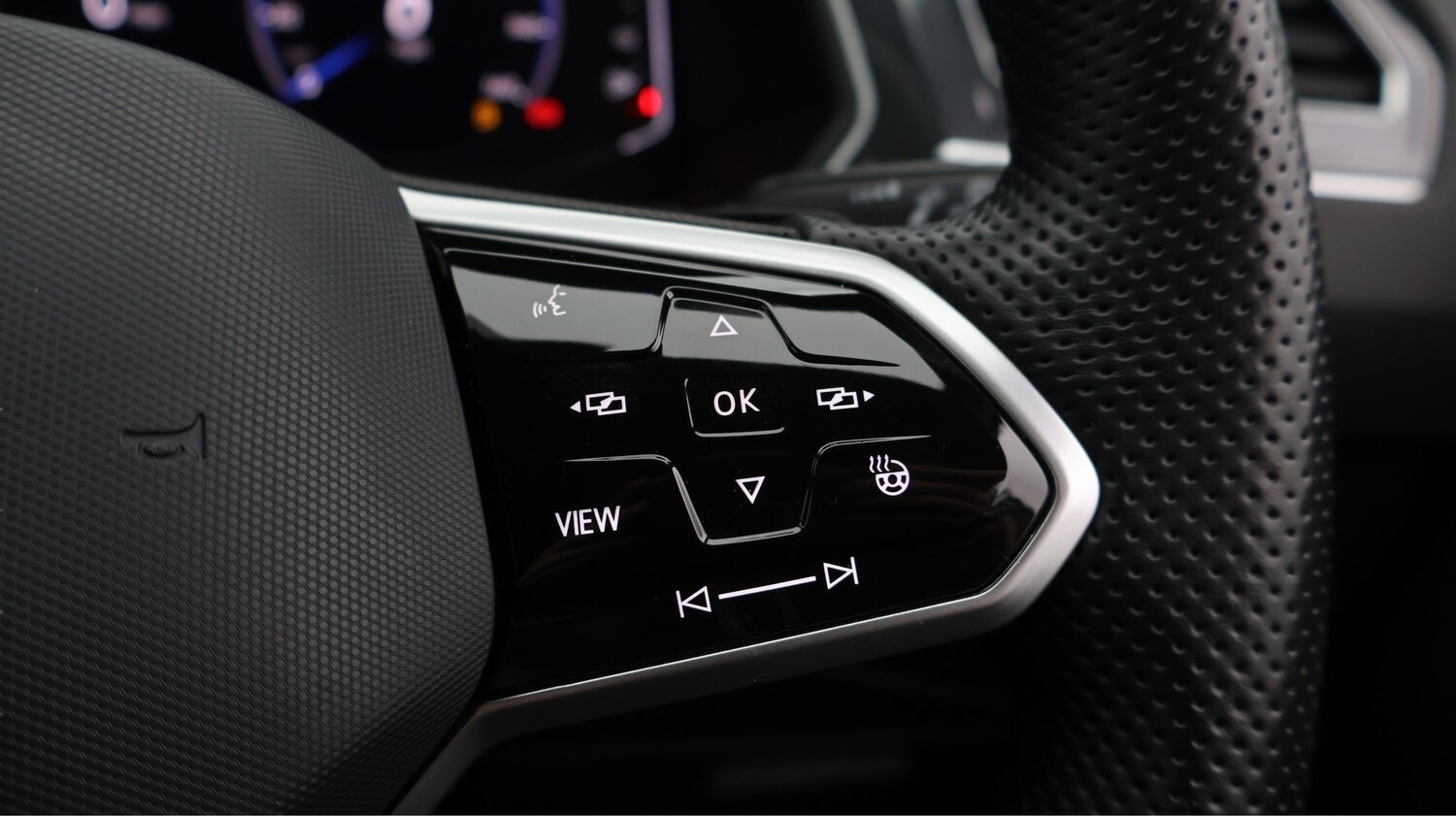 Used Volkswagen Tiguan for sale - 77182077: Photo 25