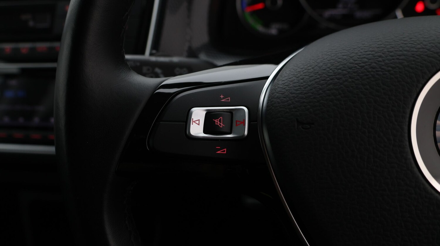 Used Volkswagen up! for sale - 77370482: Photo 24