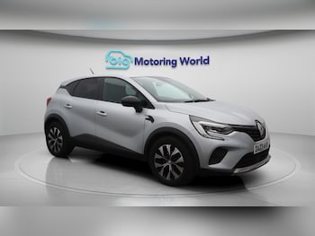 Used Renault Captur 2023 for sale - 75978562: Photo 2