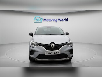 Used Renault Captur 2023 for sale - 75978562: Photo 3