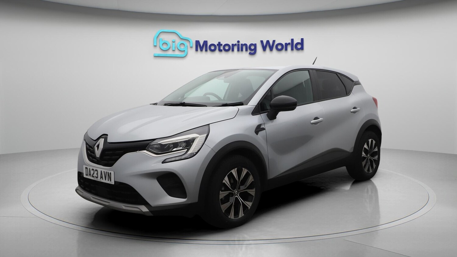 Used Renault Captur 2023 for sale - 75978562: Photo 4